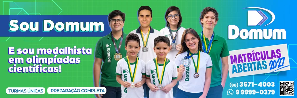 Estudantes medalhistas do Colégio Domum com suas medalhas olímpicas